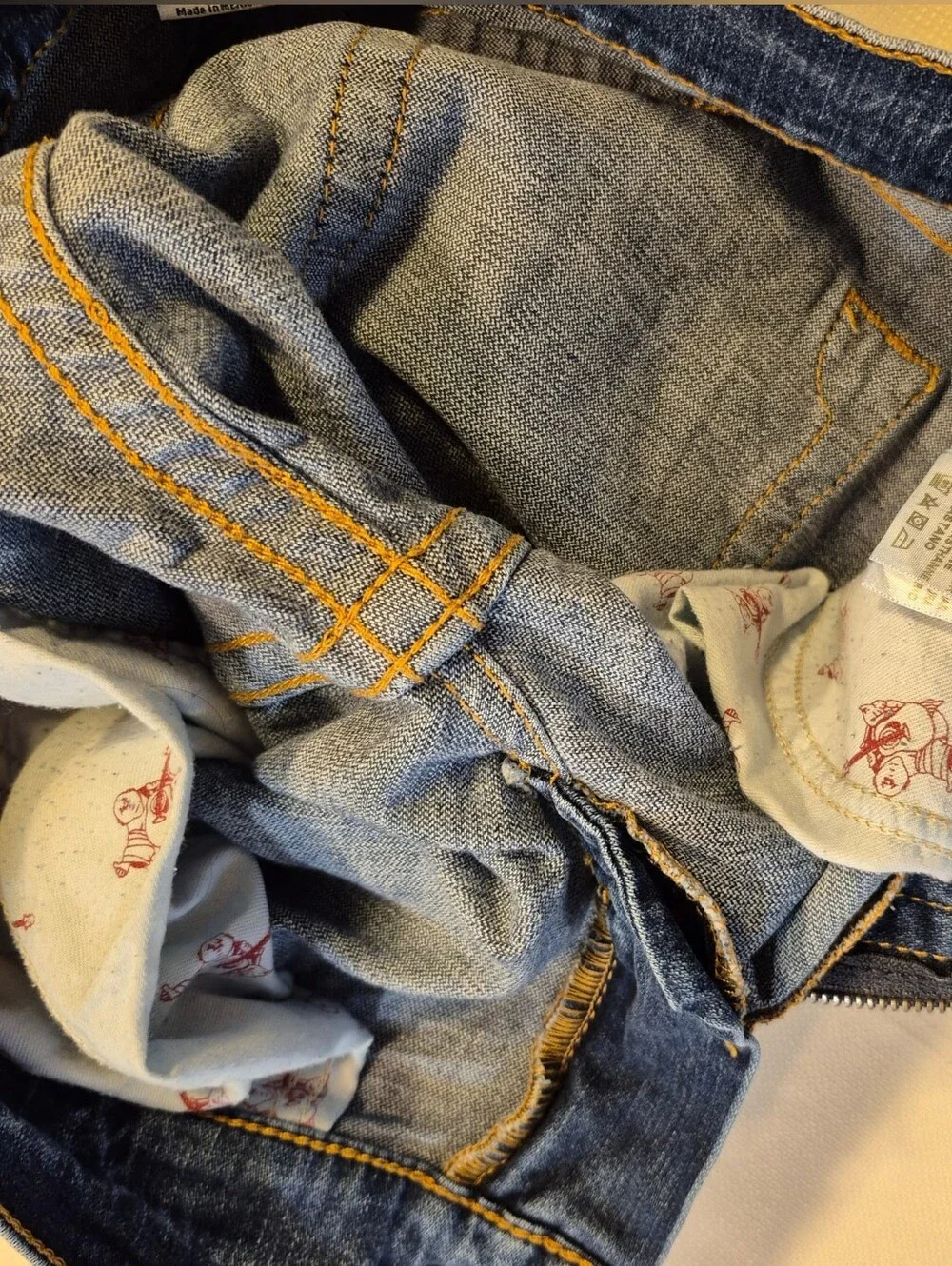 True Religion Women’s Jeans - Picture 11 of 16